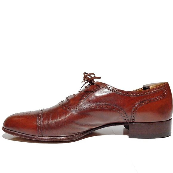 Bally \